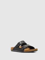 Rodd & Gunn Black Raglan Slide - Image 3 of 6