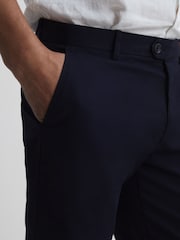 Reiss Navy Wicket Modern Fit Chino Shorts - Image 4 of 6