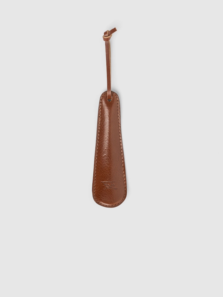 Rodd & Gunn Brown Cobbler Shoehorn - Image 2 of 2 Rodd & Gunn Brown Cobbler Shoehorn - Image 2 of 2