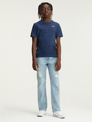 כחול  - ®Levi's חולצת טי עם לוגו מגן קטן בתיבת כנף עטלף על גבי החזה, %100 כותנה - Image 1 of 6