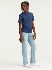 כחול  - ®Levi's חולצת טי עם לוגו מגן קטן בתיבת כנף עטלף על גבי החזה, %100 כותנה - Image 3 of 6