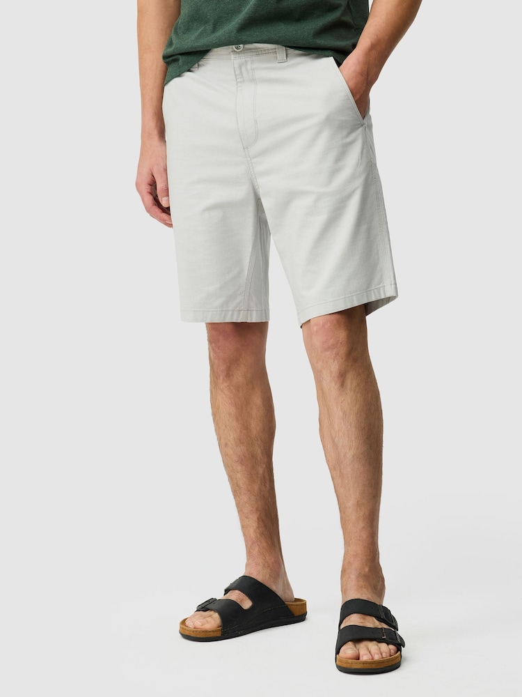 Rodd & Gunn White 9" Shorts - Image 1 of 4 Rodd & Gunn White 9" Shorts - Image 1 of 4