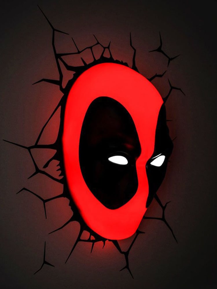 MenKind 3DL Marvel Deadpool Light - Image 1 of 5