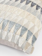 وسادة مخمل شكل هندسي - Image 5 of 5