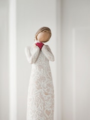 Willow Tree Cream Je T'aime Ornaments Figurine - Image 1 of 4