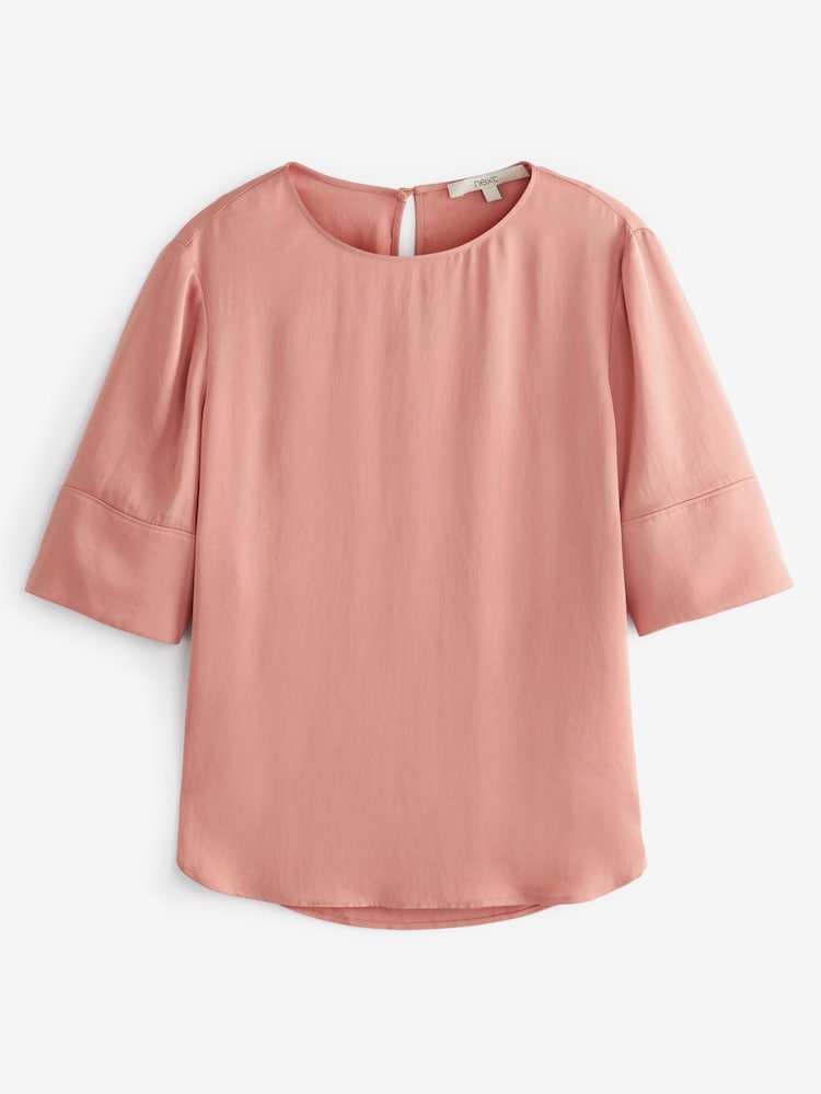 Rosarot - Formell T-Shirt-Top mit kurzen Ärmel aus Satin mit abgerundetem Saum - Bild 5 von 5 Rosarot - Formell T-Shirt-Top mit kurzen Ärmel aus Satin mit abgerundetem Saum - Bild 5 von 5