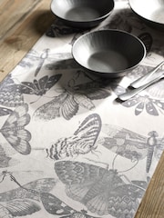 Kew Gardens Green 100% Cotton Table Runner - Image 1 of 2