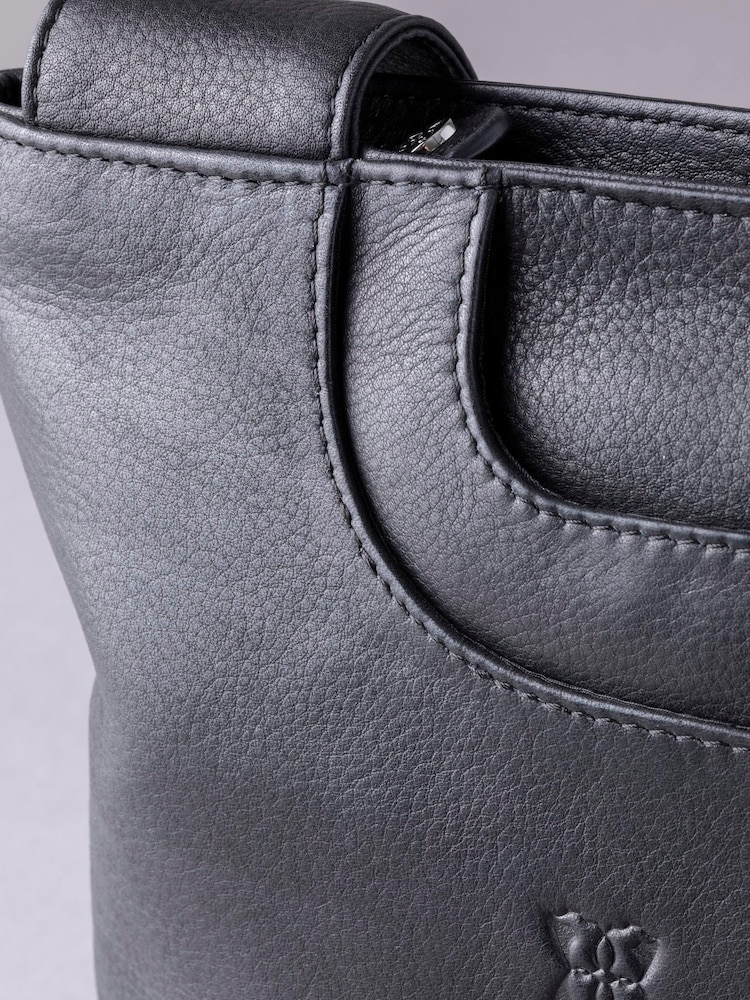 Lakeland Leather Black Allerdale Cross-Body Bag - Image 2 of 6