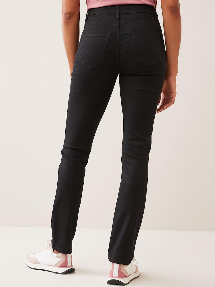 Schwarz - Schmal geschnittene Power-Stretch-Jeans - Bild 2 von 5 Schwarz - Schmal geschnittene Power-Stretch-Jeans - Bild 2 von 5