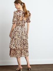 Brown Foil Print Plissé Tiered Short Sleeve Midi Dress - Image 3 of 5