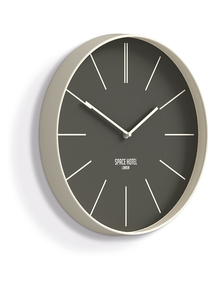 Space Hotel Grey Sci-Fi Sid Grey Clock - Image 4 of 4