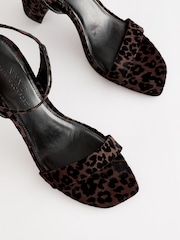 Animal Print - Forever Comfort® Schlichte Sandalen mit Blockabsatz - Bild 4 von 8