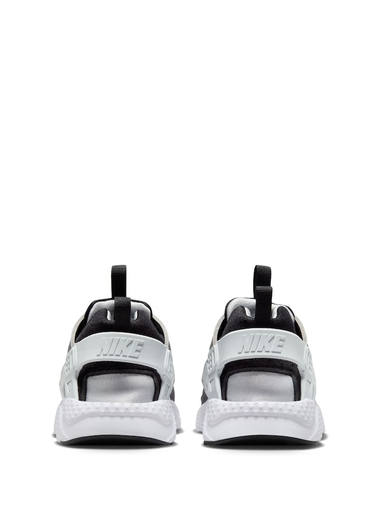 Black/Grey Huarache Run 2.0 Junior Trainers - Image 6 of 10