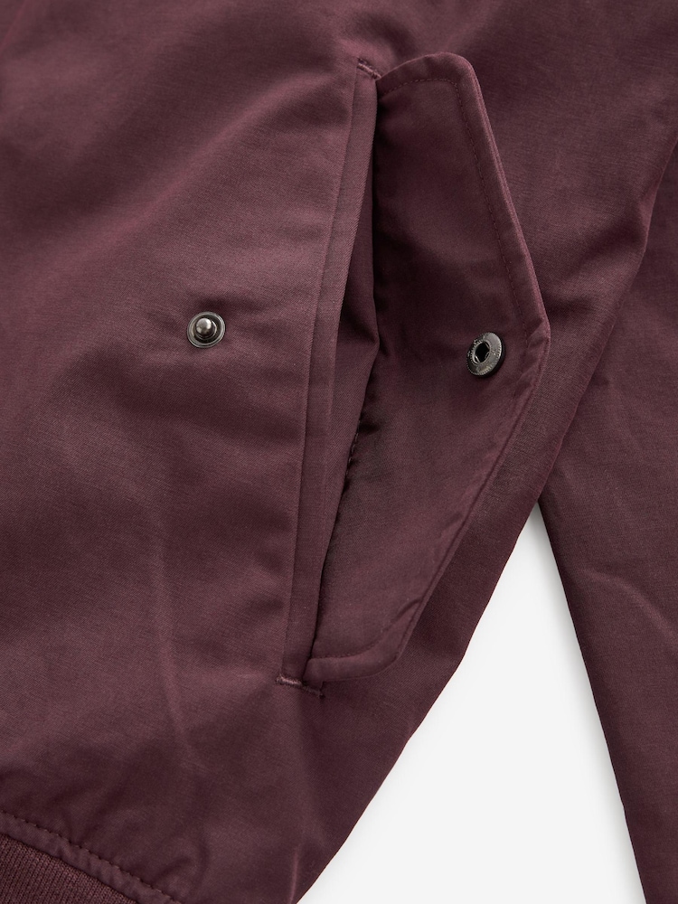 Burgunderrot - Wasserabweisende Harrington-Jacke mit Karofutter - Bild 11 von 11 Burgunderrot - Wasserabweisende Harrington-Jacke mit Karofutter - Bild 11 von 11