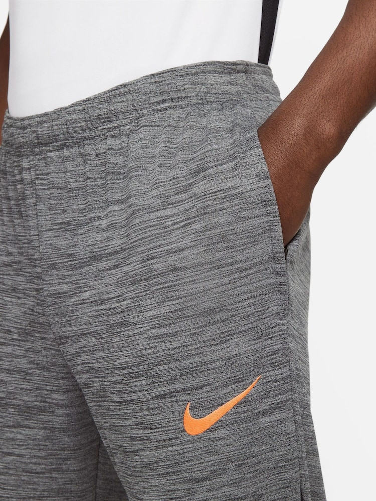 Nike Grey Dri-FIT Academy Joggers - Image 9 of 10