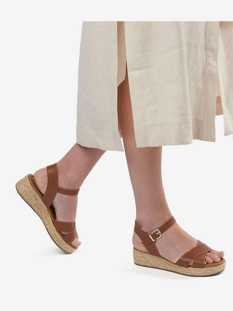 Braun - Dune London Linnie Sandalen mit dicker Sohle und überkreuzten Riemen - Bild 1 von 6