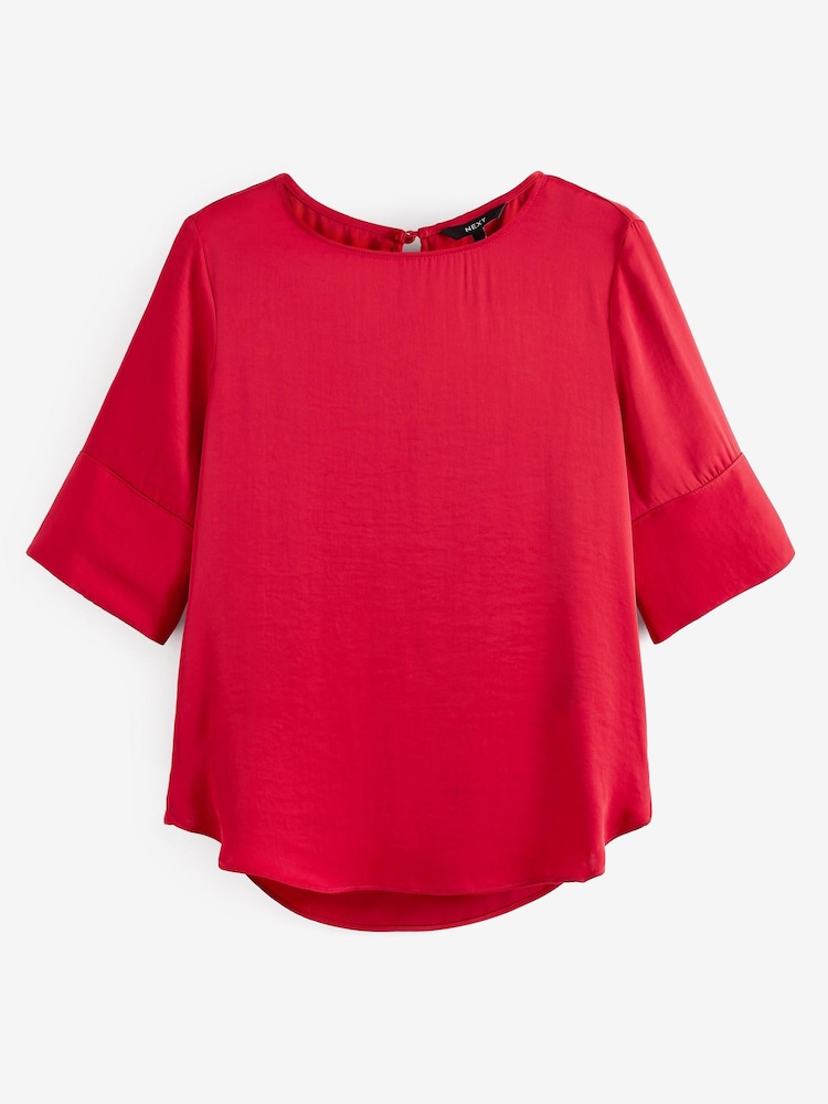 Rot - Formell T-Shirt-Top mit kurzen Ärmel aus Satin mit abgerundetem Saum - Bild 5 von 5 Rot - Formell T-Shirt-Top mit kurzen Ärmel aus Satin mit abgerundetem Saum - Bild 5 von 5