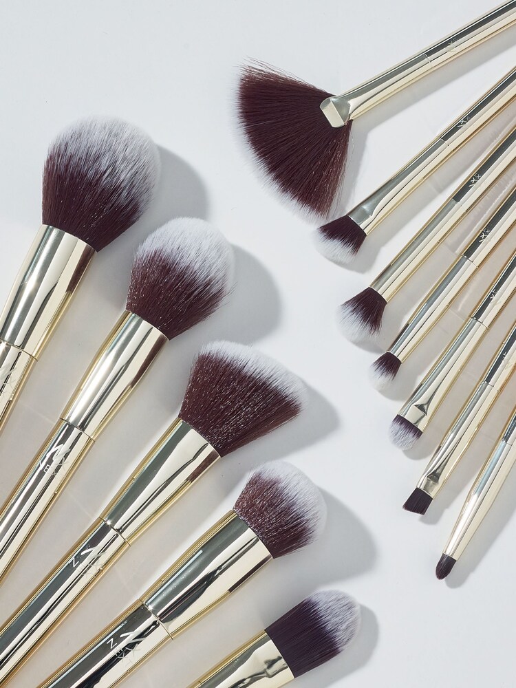 12 Piece NX XL Makeup Brush Set And Black Case - Image 4 of 4
