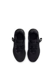 Nike Black Revolution 6 FlyEase Junior Trainers - Image 7 of 14
