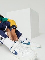 Nike White/ Blue Glitter Court Borough Low Youth Trainers - Image 10 of 14