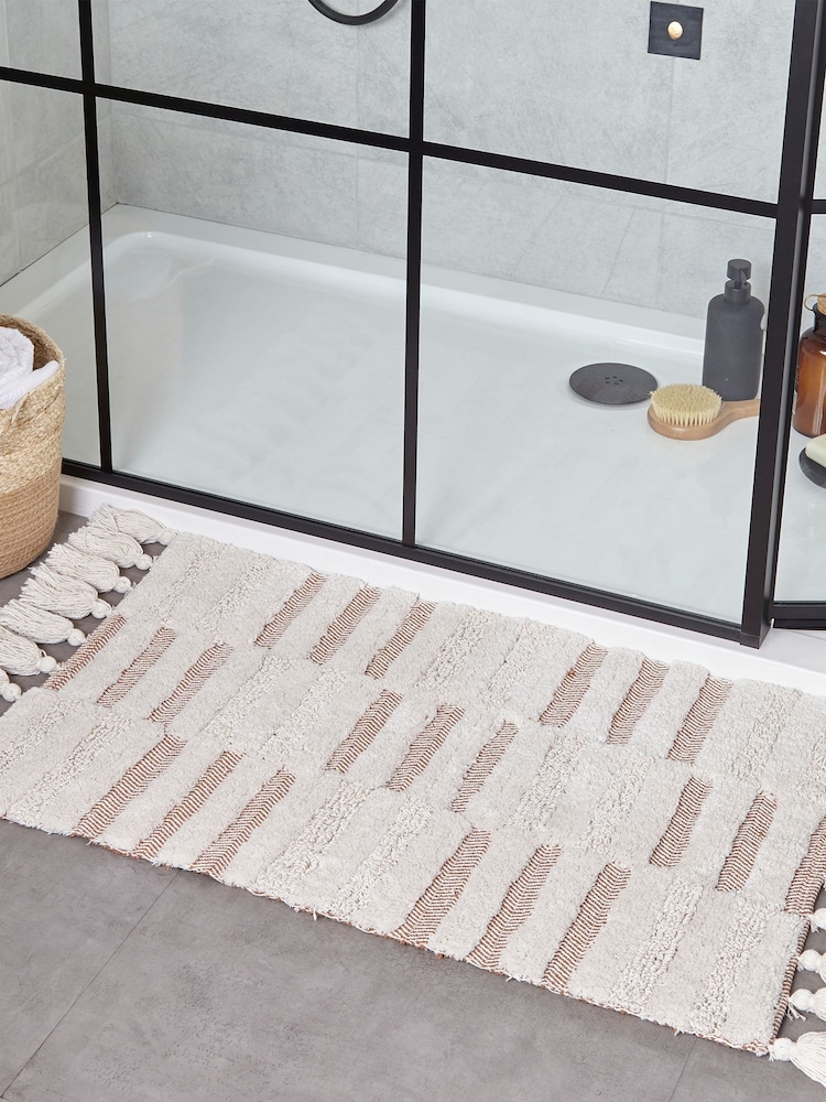 Yard Pecan Brown 100% Cotton Tassel Stitch Anti-Slip Bath Mat - Image 1 of 2