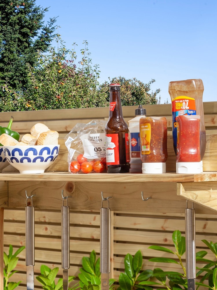 Rowlinson Brown Outdoor Multi Functional Wooden BBQ Servery - Image 2 of 4