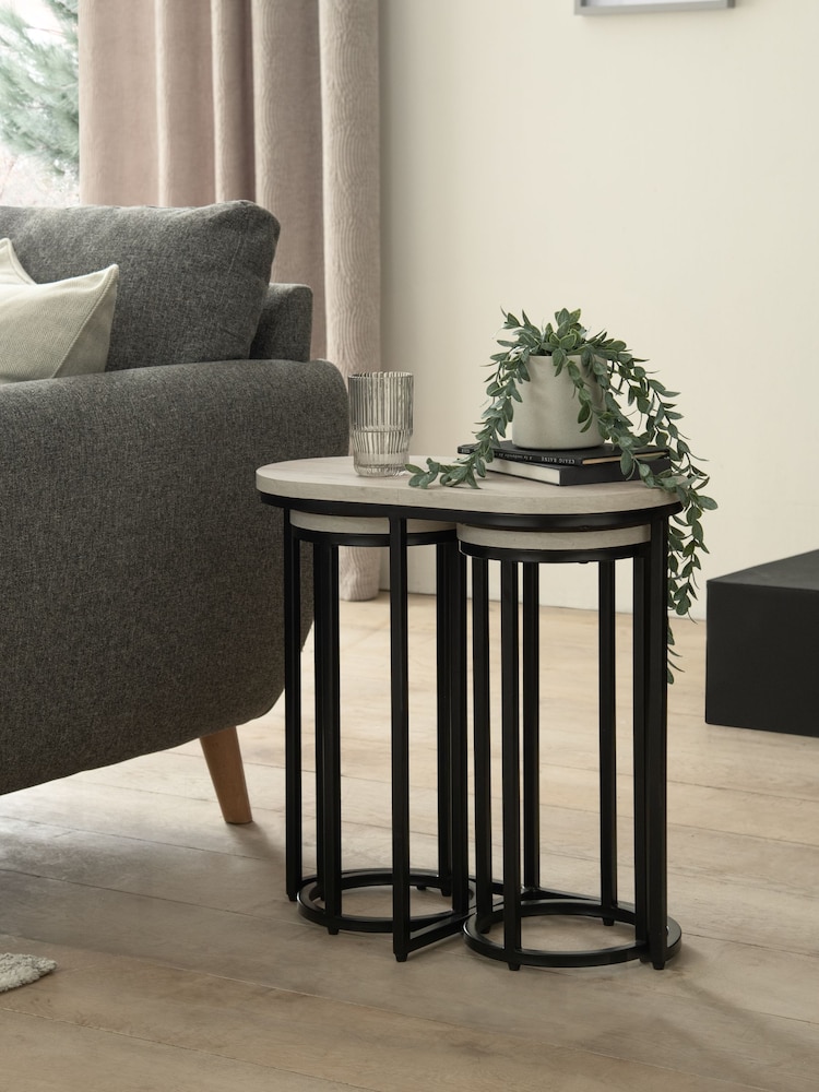 Grey Bronx Oak Effect Round Set of 3 Nest of Tables - Image 2 of 8