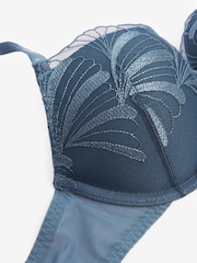 Blau/Nude - Bestickte BHs im 2er-Pack - Bild 9 von 9