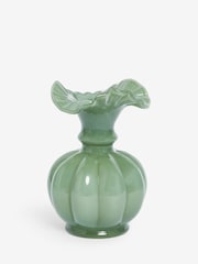 Shabby Chic Green Ruffle Vase - Image 4 of 4