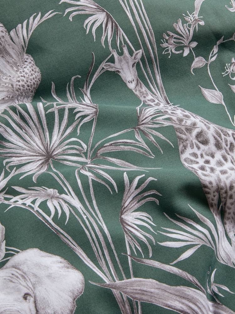 2 Pack Green/White Safari Reversible Duvet Covers and Pillowcases Set - Image 3 of 6