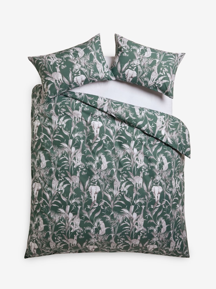 2 Pack Green/White Safari Reversible Duvet Covers and Pillowcases Set - Image 5 of 6
