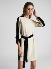 Vestido mini Reiss Skyler Colourblock - Imagem 1 de 5