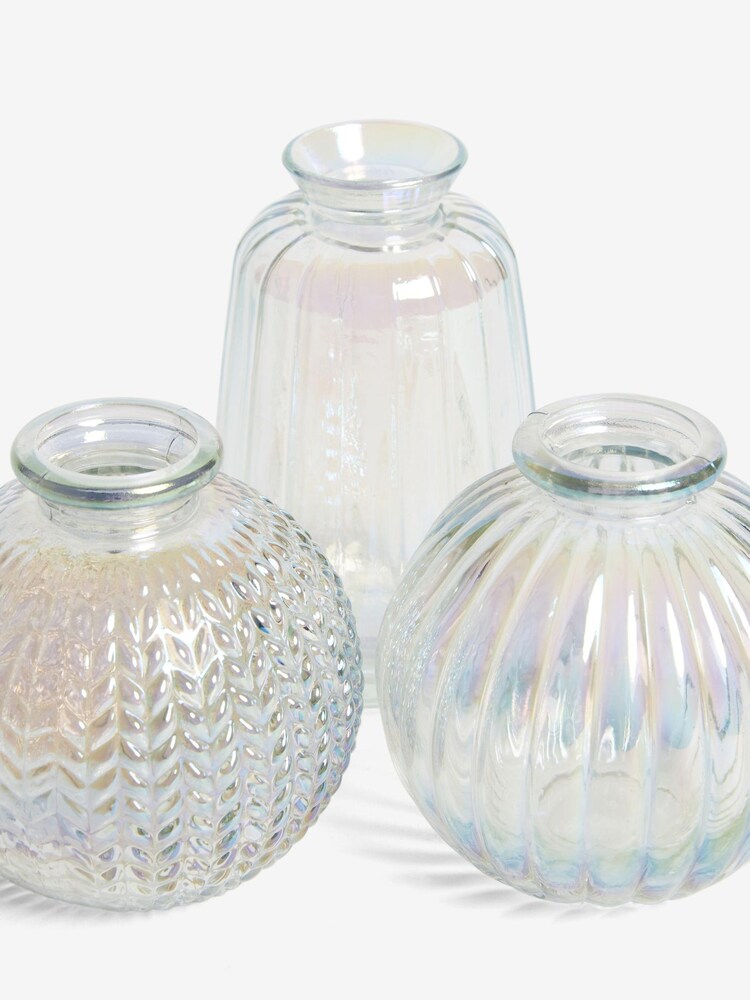 Set of 3 Mini Glass Flower Vases - Image 2 of 4