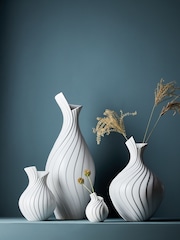 White Pleated Ceramic Extra Large Vase - Image 2 of 4