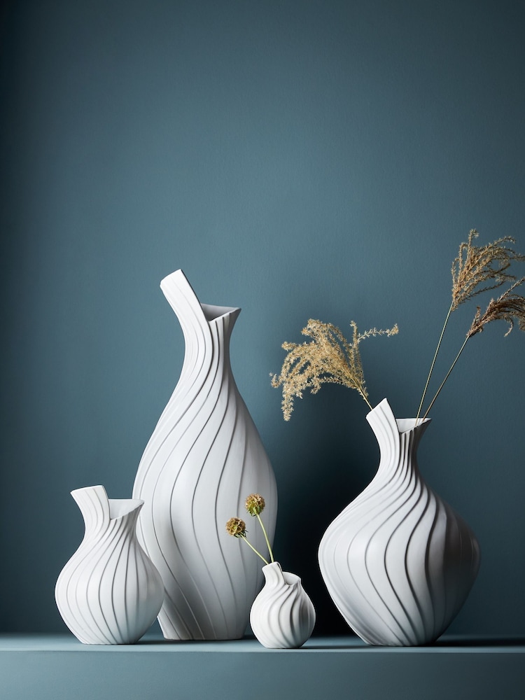 White Pleated Ceramic Extra Large Vase - Image 2 of 4