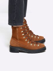 River Island Braun Schnürstiefel aus hellem Wildleder - Bild 1 von 5