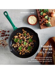 Green Barbary & Oak Cream 26cm Foundry Cast Iron Round Fry Pan - Image 9 of 10