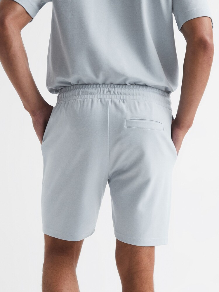 Reiss Soft Blue Cullen Drawstring Pintuck Shorts - Image 5 of 5