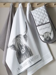Grey Hamish the Highland Cow Kitchen Oven Gloves - Image 2 of 3