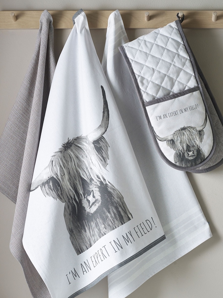 Grey Hamish the Highland Cow Kitchen Oven Gloves - Image 2 of 3