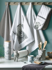 Set of 2 Teal Blue Hamish The Highland Cow Mugs - Image 3 of 4
