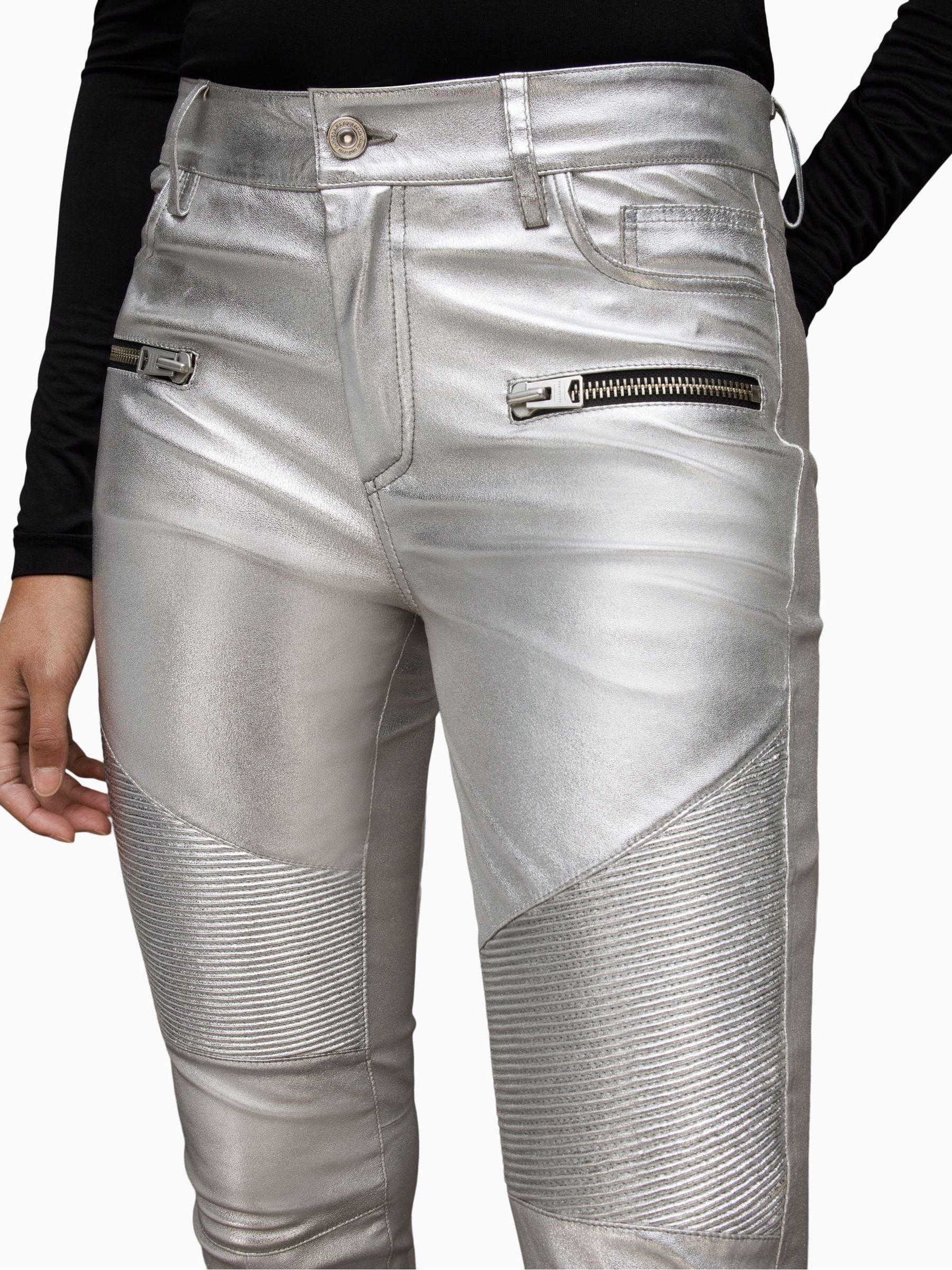 6（ロク）の「＜6(ROKU)＞FAKE LEATHER SHORT PANTS/パンツ