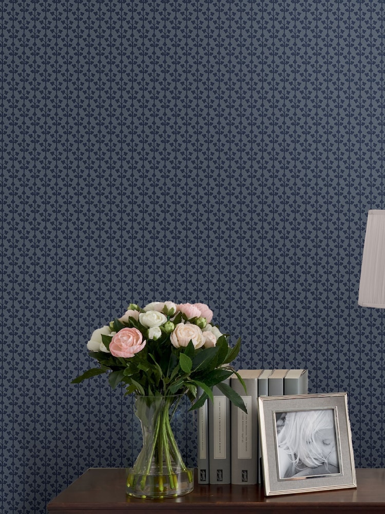 Laura Ashley Midnight Seaham 10M Wallpaper - Image 1 of 4