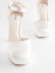 Elfenbein - Forever Comfort® – Plateau-Brautsandalen aus Satin - Bild 8 von 10