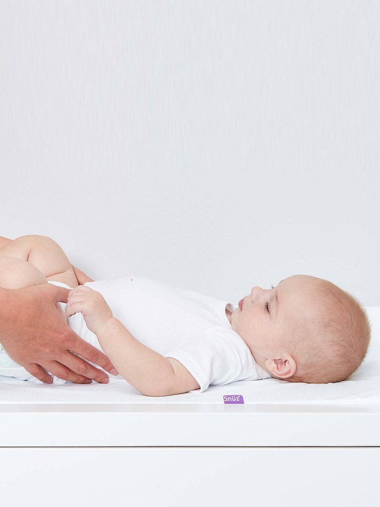 Snuz White Changing 100% Cotton Mat - Image 1 of 3