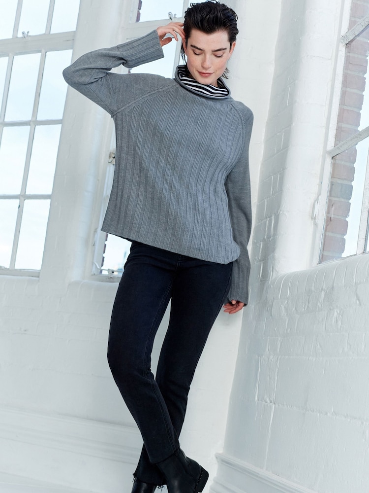 رمادي - كنزة مضلعة برقبة عالية - صورة 2 من 6