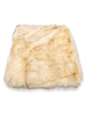Laura Ashley Cream Berwyn Faux Fur Throw - Image 2 of 2