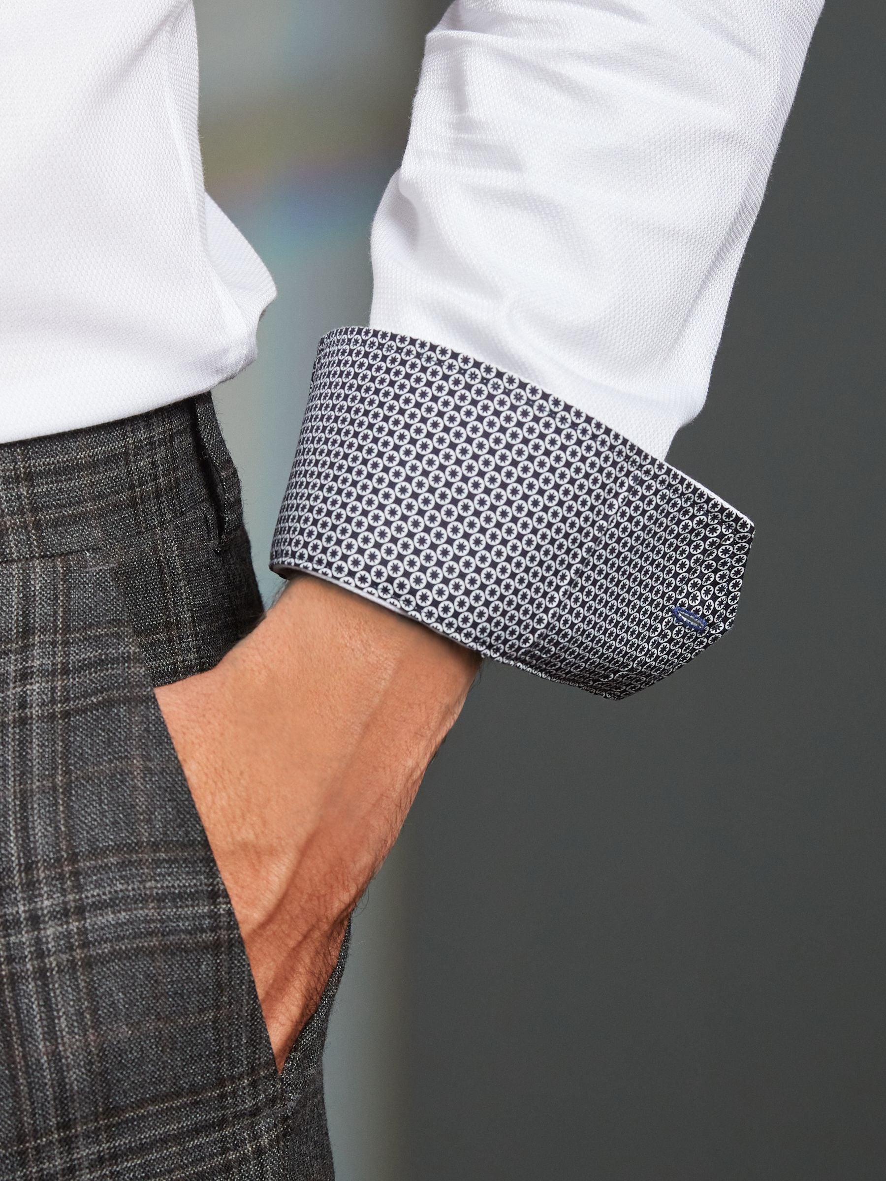 Buy White Slim Fit Signature Premium 100% Cotton Textured Buy White Slim Fit Signature Premium 100% Cotton Textured