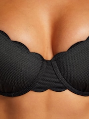 Hunkemöller Black Scallop Padded Bikini Top - Image 3 of 5