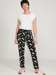 M&co Geblümte Hose, Schwarz (Kurzgröße) - Bild 1 von 4